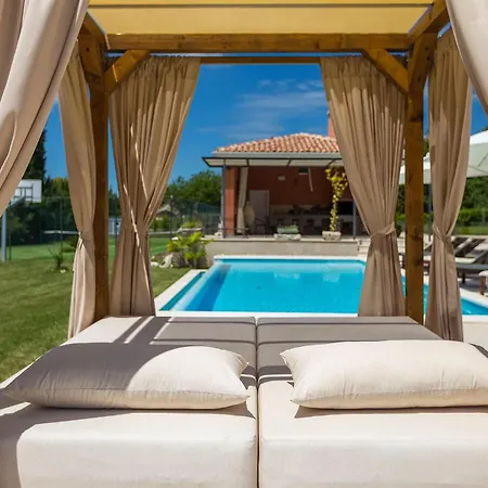 Vakantiehuis Villag *